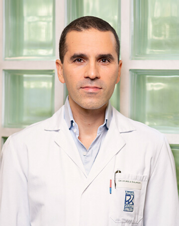 <p>SENIOR PHYSICIAN DR. SAVAS TSOLAKIDIS FEBOPRAS, FACS</p>